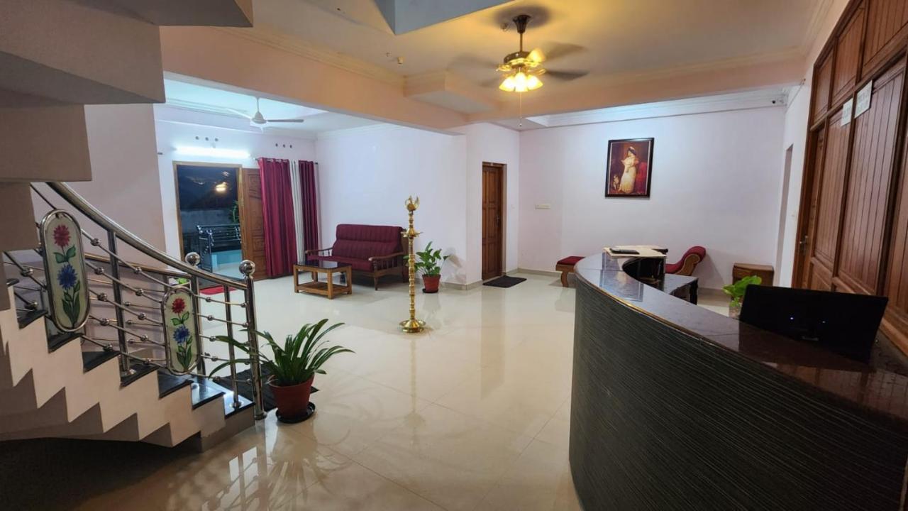 Apartamento Skylounge Residency Thiruvananthapuram Exterior foto