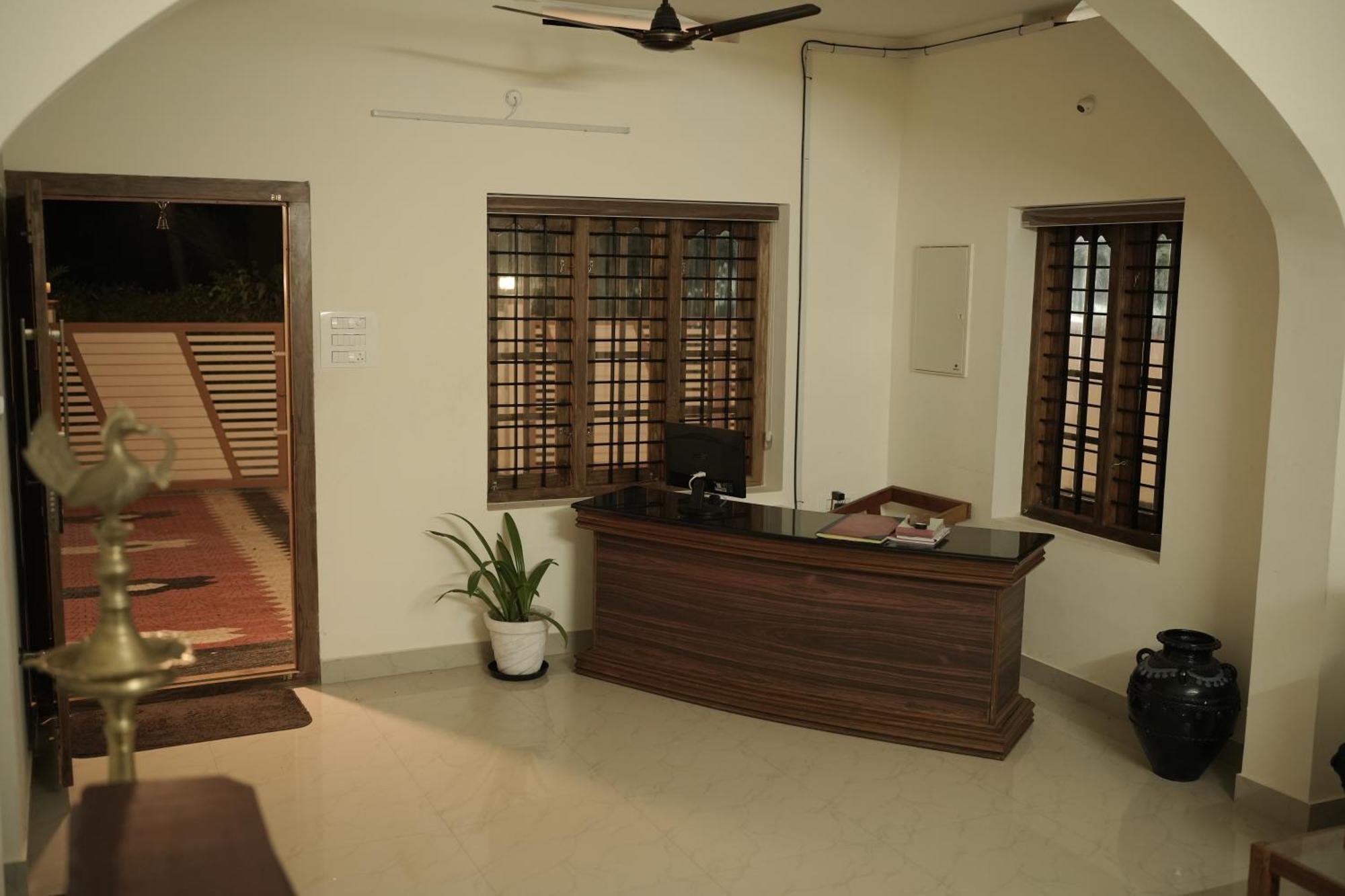 Apartamento Skylounge Residency Thiruvananthapuram Exterior foto